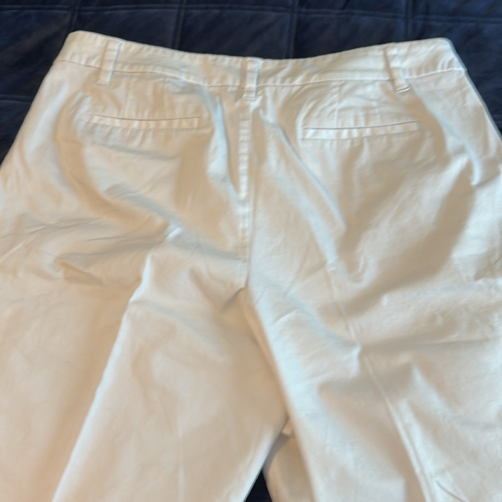 Talbots White Bermuda Shorts - Picture 7 of 7